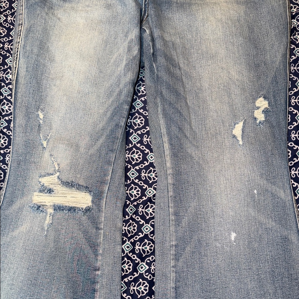 Judy Blue Light Wash Distressed Flare Jeans - Picture 3 of 5